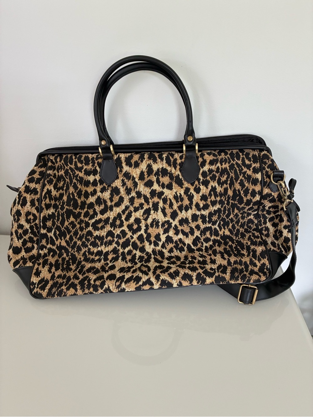 Bueno Leopard Print Travel Bag - Black Trim